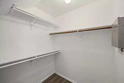 300 Blackson Avenue, Austin, TX 78752 - Photo 15