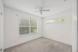 300 Blackson Ave, Austin, TX 78752 - Photo 21