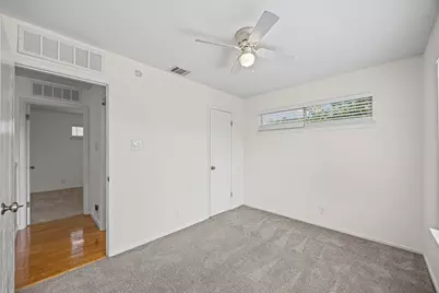 300 Blackson Avenue, Austin, TX 78752 - Photo 19