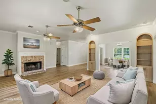 2000 Fountainwood Dr, Georgetown, TX 78633 - Photo 9