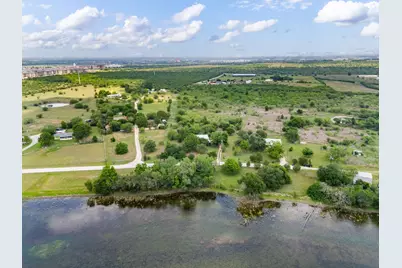 907 Horace Howard Drive, San Marcos, TX 78666 - Photo 9