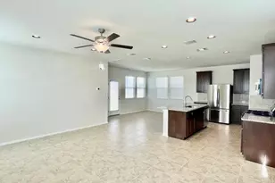 111 Living Reef Dr, San Marcos, TX 78666 - Photo 5