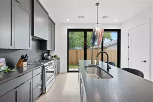 2008 Gathright Cove, Austin, TX 78704 - Photo 11