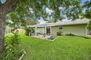 1902 Wooten Dr, Austin, TX 78757 - Photo 21