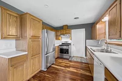 1902 Wooten Drive, Austin, TX 78757 - Photo 9