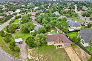 10213 Thomas Ln, Dripping Springs, TX 78620 - Photo 37