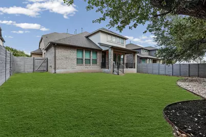 312 Maddox Drive, Georgetown, TX 78628 - Photo 35