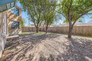 8046 Thaxton Rd, Austin, TX 78747 - Photo 25