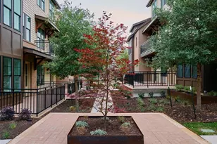 2209 Woodland Ave, Austin, TX 78741 - Photo 25