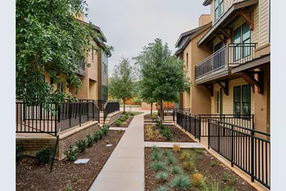 2209 Woodland Avenue #803, Austin, TX 78741 - Photo 31