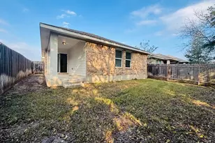 1305 Bear Peak Ln, Pflugerville, TX 78660 - Photo 3