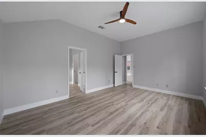 2600 Century Park Boulevard, Austin, TX 78727 - Photo 21