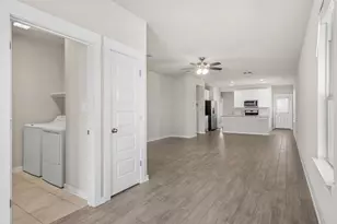 221 Ancellotta Wy, Leander, TX 78641 - Photo 5