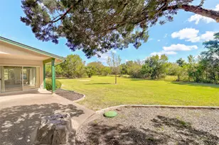 125 Kyle Ln, Georgetown, TX 78633 - Photo 31