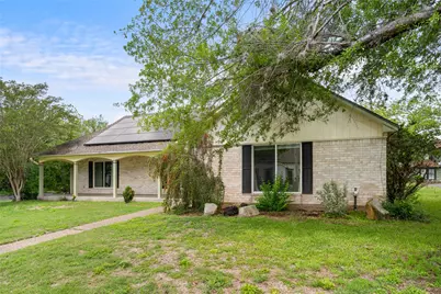 315 E Fannin Street, La Grange, TX 78945 - Photo 3