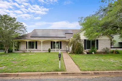315 E Fannin Street, La Grange, TX 78945 - Photo 1