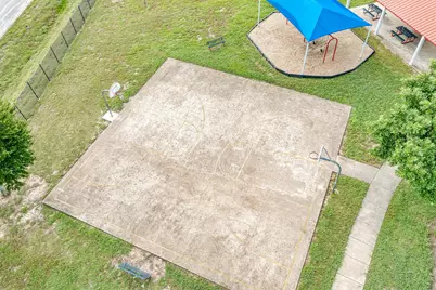 305 Creek Ledge Drive, Hutto, TX 78634 - Photo 39