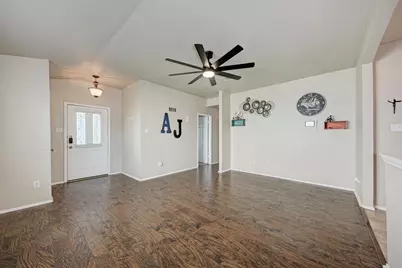 305 Creek Ledge Drive, Hutto, TX 78634 - Photo 9