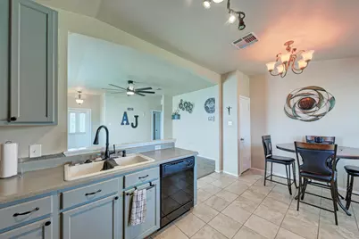 305 Creek Ledge Drive, Hutto, TX 78634 - Photo 15