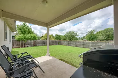 305 Creek Ledge Drive, Hutto, TX 78634 - Photo 31