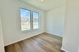 372 Glocken Ln, Kyle, TX 78640 - Photo 13