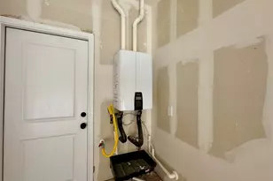 372 Glocken Ln, Kyle, TX 78640 - Photo 21