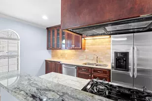 407 E 45th St, Austin, TX 78751 - Photo 15