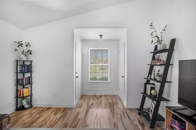 5935 Kevin Kelly Place, Austin, TX 78727 - Photo 3