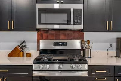 5935 Kevin Kelly Place, Austin, TX 78727 - Photo 17