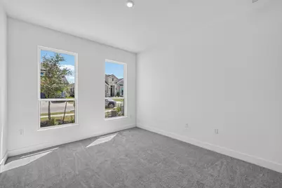 9104 The Ravine Way, Austin, TX 78744 - Photo 11
