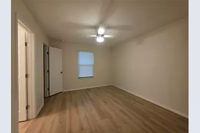 104 E Eggleston Street, Manor, TX 78653 - Photo 17