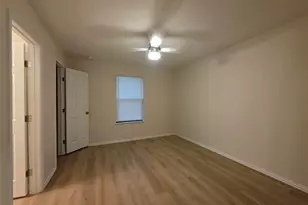 104 E Eggleston St, Manor, TX 78653 - Photo 17
