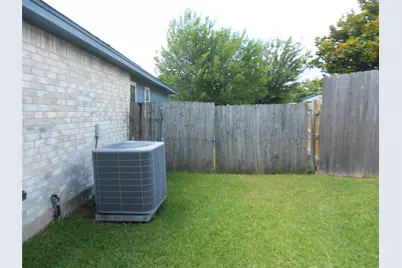 1810 Courtney Cove, Round Rock, TX 78664 - Photo 3
