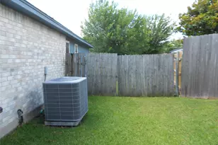 1810 Courtney Cove, Round Rock, TX 78664 - Photo 3