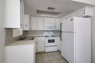 706 W 22nd St, Austin, TX 78705 - Photo 5