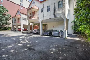 706 W 22nd St, Austin, TX 78705 - Photo 3