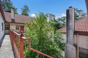 706 W 22nd St, Austin, TX 78705 - Photo 5