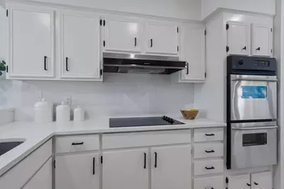 8432 Antero Drive, Austin, TX 78759 - Photo 7