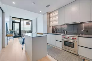 610 Davis St, Austin, TX 78701 - Photo 3