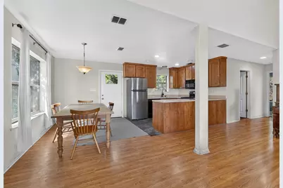 101 Twin Creek Circle, Dripping Springs, TX 78620 - Photo 11
