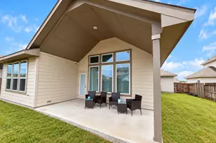 3739 Canby Oak Blf, Seguin, TX 78155 - Photo 23