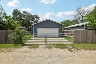 156 FM2571, Smithville, TX 78957 - Photo 31