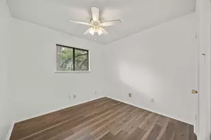 8303 Cliffview Dr, Austin, TX 78759 - Photo 13