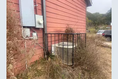 270 Roy Hall Drive, Cleveland, TX 77328 - Photo 5