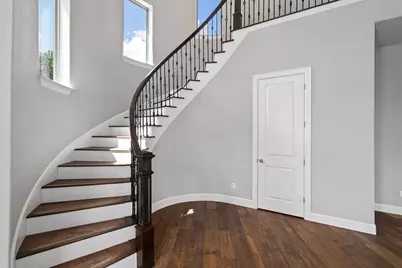 1614 Cedar Bend Drive, Austin, TX 78758 - Photo 7
