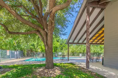 1201 Grove Boulevard #702, Austin, TX 78741 - Photo 17