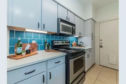 1201 Grove Boulevard #702, Austin, TX 78741 - Photo 3