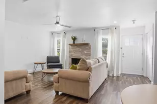6406 Chimney Creek Cir, Austin, TX 78723 - Photo 3