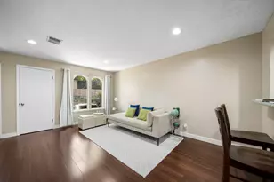 7409 Shadow Hill Dr, Austin, TX 78731 - Photo 5