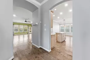 2508 Hilltop Divide Ln, Leander, TX 78641 - Photo 5